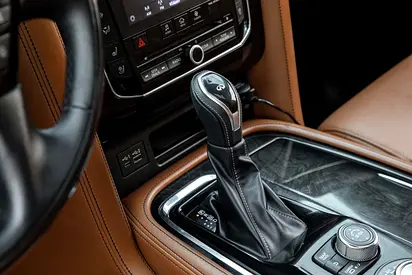2021 Infiniti QX80 photo 10
