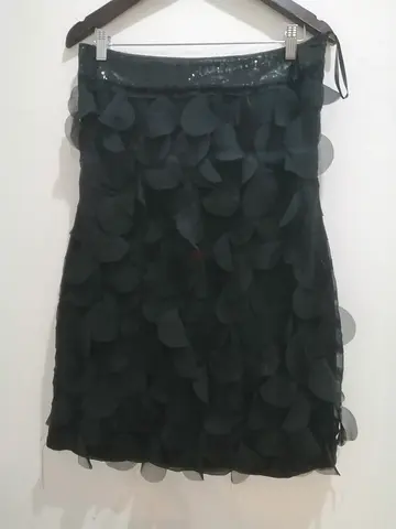 Very elegant black embroidered evening dress, size large and stretchy
