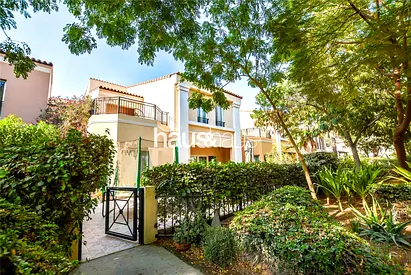 Directly Park Backing | Exclusive | Avl end of Sep