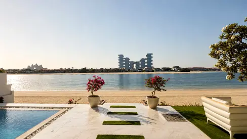 Luxury Beachfront Villa | Palm Jumeirah