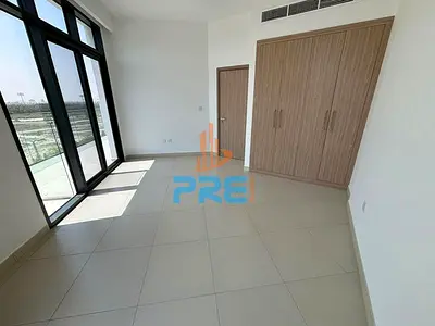 Modern One- Bedroom I Spacious and Bright I Community View