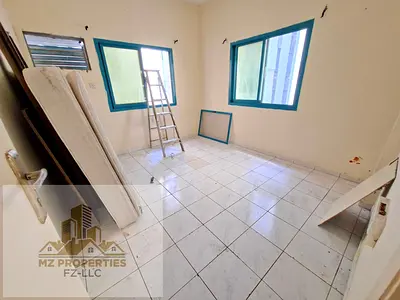 عرض مميز! شقة استوديو كبيرة رائعة! مطبخ مغلق! شرفة! بسعر 17999