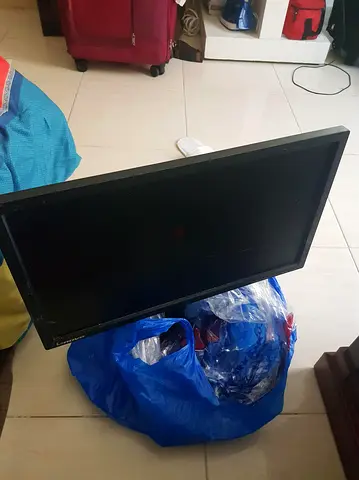 Used 22-inch Computer Monitor - Very Good Condition