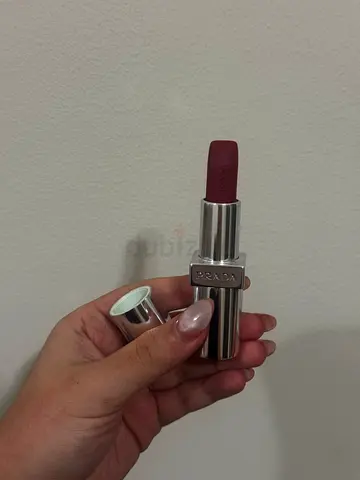 Prada lipstick original