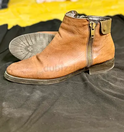 Stylish brown Italian leather shoes size 41
