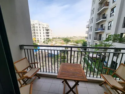 Vacant 2 Bedroom | Well Maintained
