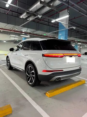 2024 Lincoln CORSAIR 照片 2