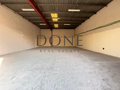 Hot OFFER LUXURY warehouse ready to move Business area only jest 130k