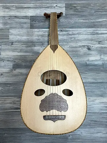 عود زریاب عربي