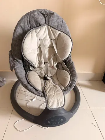 Baby rocking chair