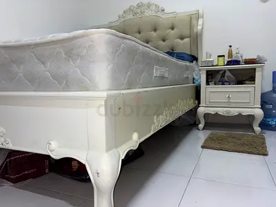 Bed and mattress