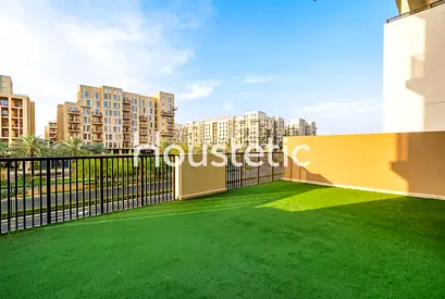 12 CHEQUES | HUGE TERRACE | PARTIALLY UPGRADED