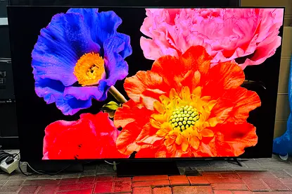 Samsung 65”S95D OLED 4k SMART TV