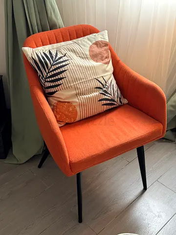 Orange Accent Armchair with 2 Matching Cushions