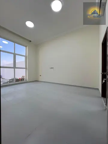 GET GOLDEN OFFER. 3BHK SPACIOUS SIZE WITH CLASSIC FINISHING IN MBZ CITY