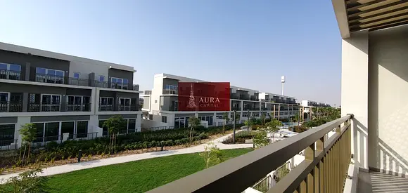 Landscaped | Single Row | Well Maintained