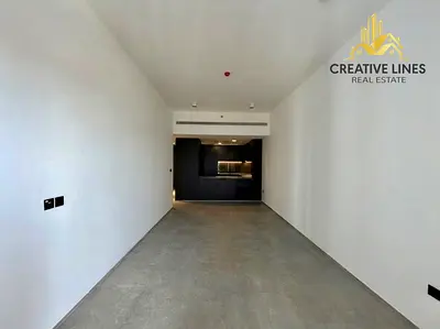 Well Maintained | Spacious | Fitted Kitchen | Laundry Area