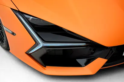 صورة 16 لـ 2024 Lamborghini REVUELTO