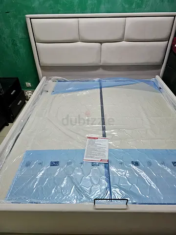 180x200 King bed with hydraulic underbed storage