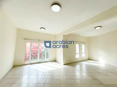 Vacant | Close to Metro | Smart Investment