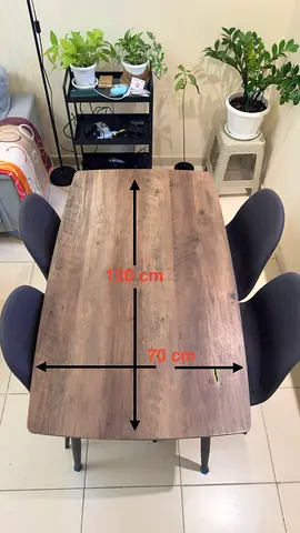 Dinning table with 4 chairs
