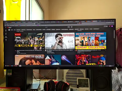 34-inch LG UltraWide Monitor (34WQ650) - Excellent Working Condition