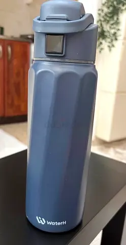 Water bottle H