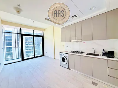 High floor | Pool View | Chiller Free |