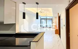 Fully Upgraded 4BR Townhouse including Maid's room Skylight Living area convertible into extra bedro