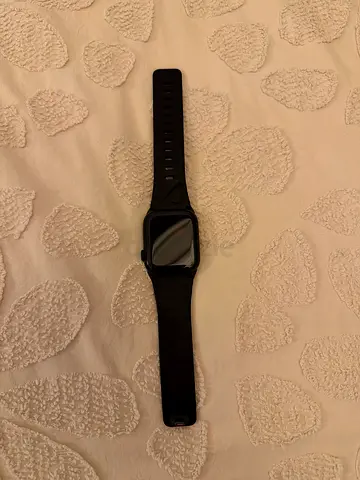 Apple Watch Series 8, 45mm, Aluminum case