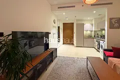 Modern | Multiple Cheques | Excellent Location