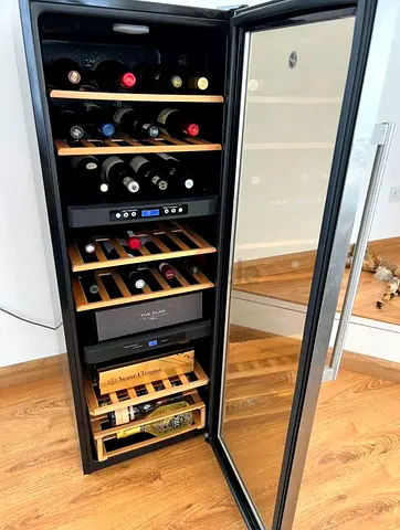 Hoover Wine Cooler 72 Bottel Capacity Duel Temperature Control