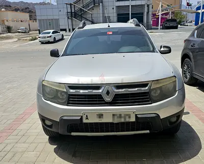 Renault Duster, 2015 model silver colour