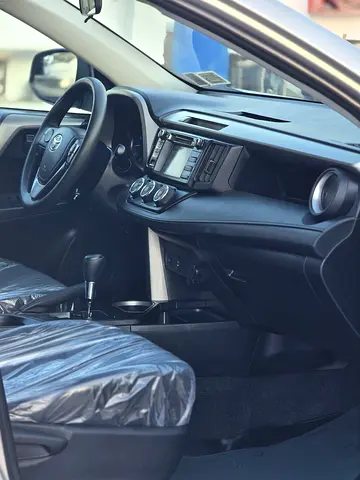 2018 Toyota RAV 4 — фото 8