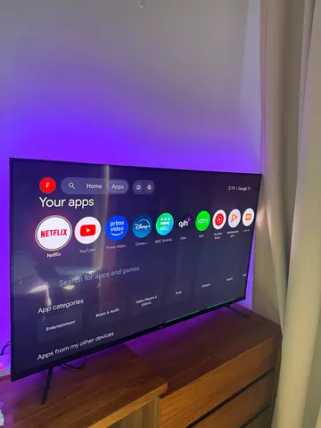 Selling philips QLED 55 inch 4k ULTRAHD under warranty