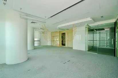 VACANT | FITTIED OFFICE | LAKE VIEWS