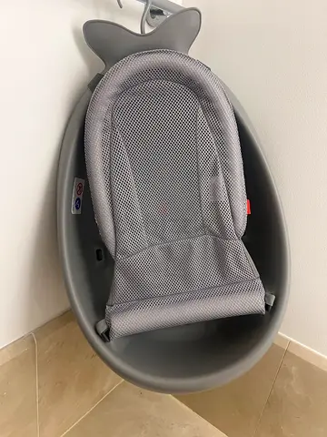 Skip Hop Moby Smart Sling 3-Stage Baby Bathtub - Grey