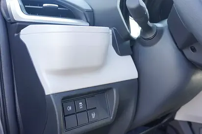 صورة 10 لـ 2025 Toyota VELOZ