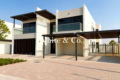 Standalone Villa | Close to Pool | Vacant
