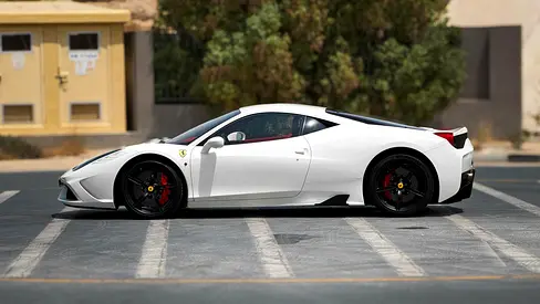 صورة 5 لـ 2014 Ferrari 458 SPECIALE