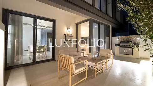 Fully Upgraded | Extended | Vacant