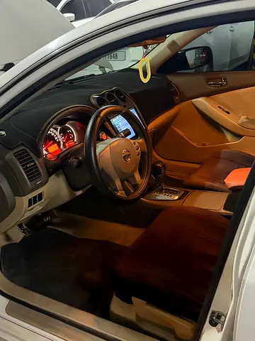 Nissan Altima SL 2012 GCC Specs - Excellent Condition