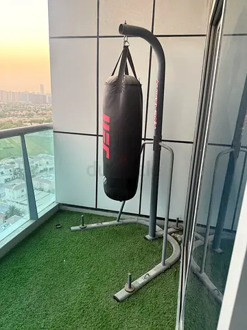 Freestanding Heavy Punching Bag with Stand - very Good Condition