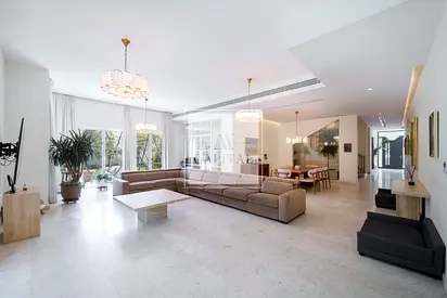 Luxury Villa | Fully Furnished | Pool | Vacant
