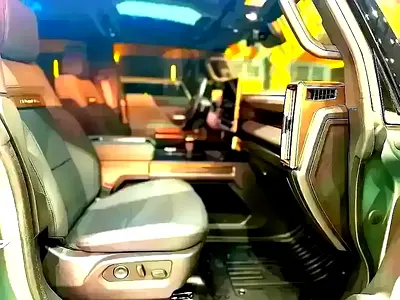 2024 GMC HUMMER 照片 9