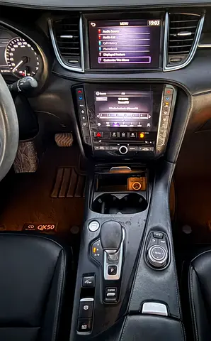 2021 Infiniti QX50 — фото 10