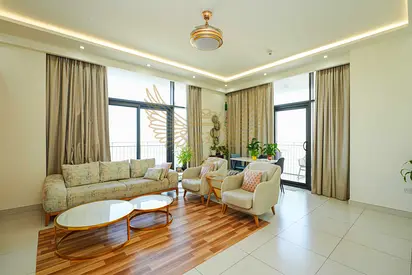 NEW LISTING | 3 BEDROOM | CORNER UNIT