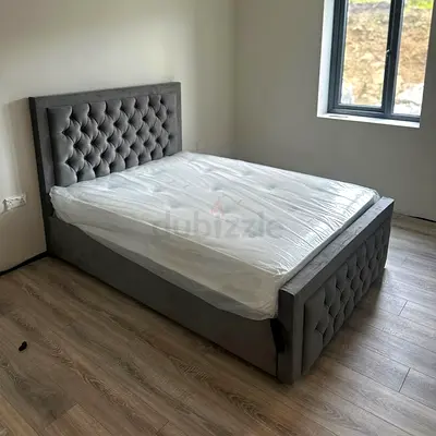 Luxury Fabric Bed Frame With Mattress Stylish Modern Design Headboard