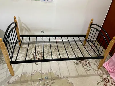 Single Metal & Wood Single Bed Frame - Good Condition