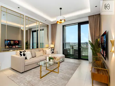No Commission ! Free Bills ! Cozy 1BR+Study Opposite Circle Mall @ H Three by Aurora, JVC